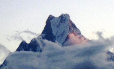 Fishtail_Mtn dawn and distance