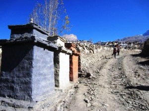 Buddhist welcoming markers